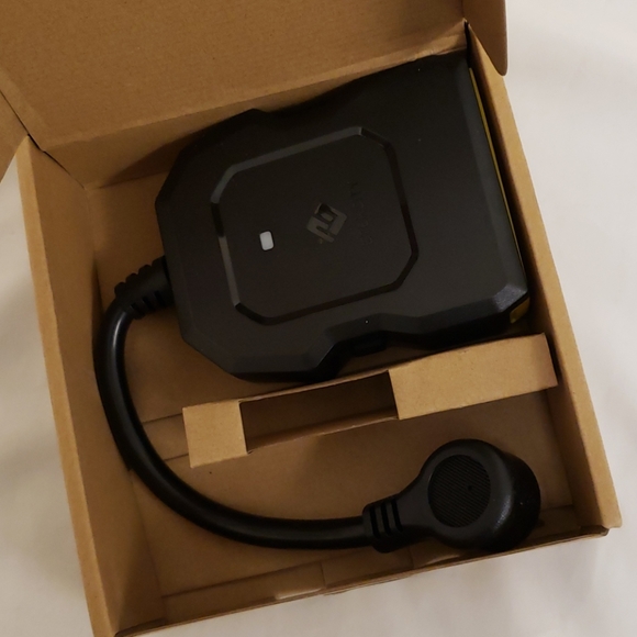 Etekcity Smart Outdoor Wi-Fi Outlet Black yellow - Picture 7 of 12